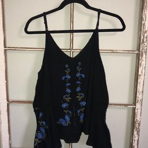 American eagle blouse with blue flowers